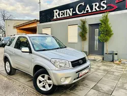Silber Gebraucht 2005 Toyota RAV4 Sol SUV | 13.790 €