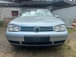 Grau Gebraucht 2003 VW Golf IV Kombi | 1.450 € (Fairer Preis)