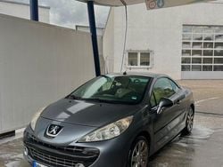 Gebraucht 2007 Peugeot 207 CC Platinum Cabrio | 3.499 € (Guter Preis)