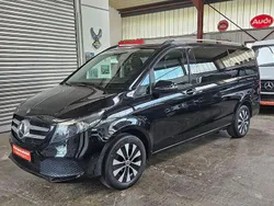Schwarz Gebraucht 2021 Mercedes V220 Van / Kleinbus | 40.990 € (Fairer Preis)