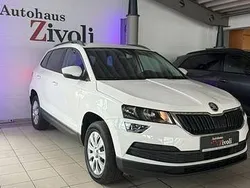 Weiß Gebraucht 2018 Skoda Karoq Ambition SUV | 15.940 € (Fairer Preis)