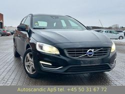Schwarz Gebraucht 2017 Volvo V60 Momentum Kombi | 7.300 € (Guter Preis)