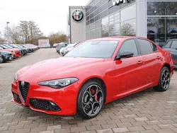 Rot Neu 2024 Alfa Romeo Giulia Veloce Limousine | 54.990 € (Fairer Preis)