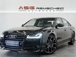 Brillantschwarz Gebraucht 2017 Audi S8 plus Sport Limousine | 42.900 € (Fairer Preis)