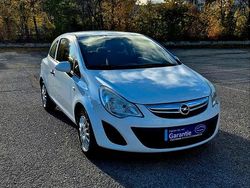 Weiß Gebraucht 2011 Opel Corsa Kleinwagen | 4.790 € (Teuer)