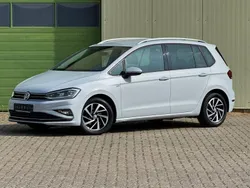 Silber Gebraucht 2018 VW Golf Sportsvan Join Van / Kleinbus | 8.795 € (Superpreis)