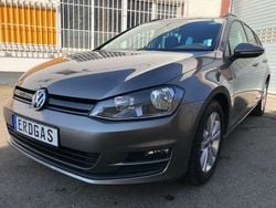 Grau Gebraucht 2015 VW Golf VII Comfortline Kombi | 7.890 € (Fairer Preis)