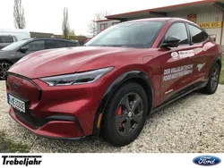 Rot Gebraucht 2021 Ford Mustang Mach-E Extended Range SUV | 38.990 € (Fairer Preis)