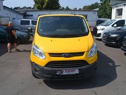 Gelb Gebraucht 2017 Ford Transit Custom Trend Van / Kleinbus | 6.700 € (Superpreis)