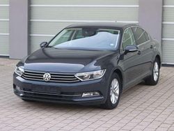 Grau Gebraucht 2016 VW Passat Comfortline Limousine | 14.780 € (Guter Preis)