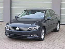 Grau Gebraucht 2016 VW Passat Comfortline Limousine | 15.200 € (Guter Preis)