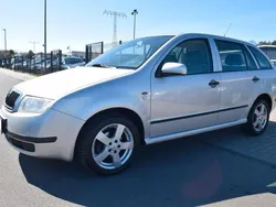 Silber Gebraucht 2002 Skoda Fabia Kombi | 3.399 € (Teuer)