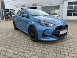 Urban blue Gebraucht 2021 Toyota Yaris Hybrid Comfort Kleinwagen | 15.995 € (Guter Preis)