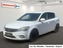 Weiß Gebraucht 2010 Kia Ceed Limousine | 1.999 € (Superpreis)