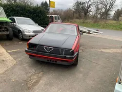 Rot Gebraucht 1989 Alfa Romeo 75 Limousine | 1.000 €