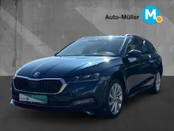 Lavablau metallic (metallic) Gebraucht 2022 Skoda Octavia Style Kombi | 21.980 € (Guter Preis)