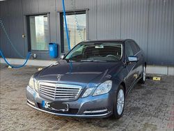Grau Gebraucht 2012 Mercedes E250 Limousine | 13.500 € (Fairer Preis)