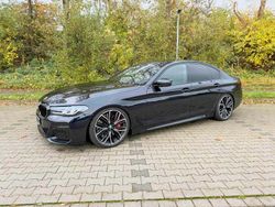 Schwarz Gebraucht 2022 BMW M550 M Performance Limousine | 42.269 € (Fairer Preis)