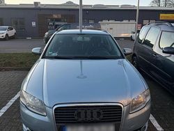 Blau Gebraucht 2007 Audi A4 Limousine | 2.700 € (Fairer Preis)