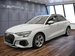 Weiß Gebraucht 2023 Audi A3 Sportback S-Line Limousine | 30.980 € (Fairer Preis)