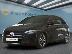Schwarz Gebraucht 2021 Mercedes B250e Van / Kleinbus | 23.399 € (Fairer Preis)