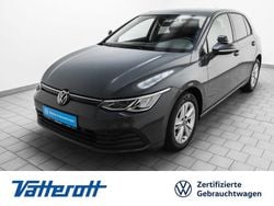 Grau Gebraucht 2023 VW Golf Life Limousine | 22.980 € (Fairer Preis)