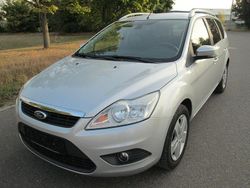 Silber Gebraucht 2009 Ford Focus Style Kombi | 1.500 € (Fairer Preis)