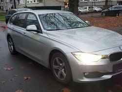 Silber Gebraucht 2013 BMW 320 Sport Line Kombi | 5.999 € (Superpreis)