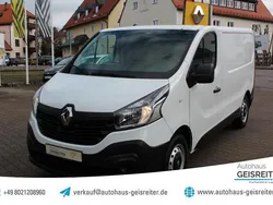 Weiss Gebraucht 2019 Renault Trafic Komfort Van | 18.990 € (Etwas zu teuer)