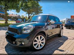 Grün Gebraucht 2011 Mini Cooper S Countryman SUV | 6.000 € (Teuer)