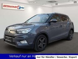 Grau Gebraucht 2015 Ssangyong (KGM) Tivoli SUV | 6.199 € (Guter Preis)