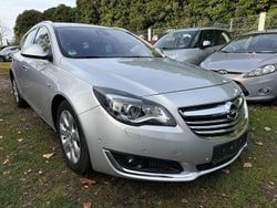 Silber Gebraucht 2015 Opel Insignia Innovation Kombi | 6.300 € (Guter Preis)
