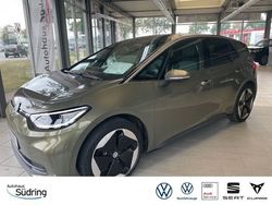 Dark olivine green / schwarz Gebraucht 2023 VW ID.3 Pro Kleinwagen | 37.450 € (Teuer)