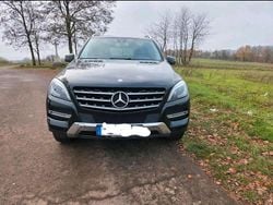 Schwarz Gebraucht 2014 Mercedes ML350 SUV | 15.600 € (Guter Preis)