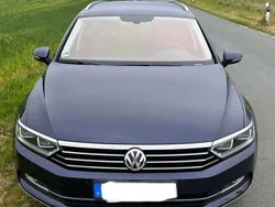 Blau Gebraucht 2015 VW Passat Highline Kombi | 12.000 € (Fairer Preis)