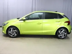 Lucid lime metallic Gebraucht 2023 Hyundai i20 Trend Kleinwagen | 20.980 € (Fairer Preis)