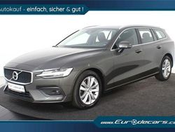 Grau Gebraucht 2021 Volvo V60 Kombi | 25.800 € (Guter Preis)