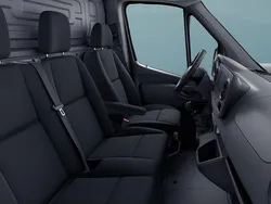 Schwarz Gebraucht 2023 Mercedes Sprinter Van | 37.849 € (Teuer)