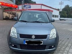 Grau Gebraucht 2007 Suzuki Swift Club Limousine | 1.900 € (Guter Preis)