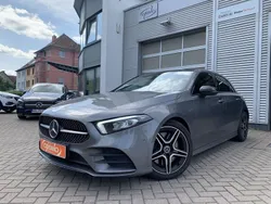 Grau Gebraucht 2019 Mercedes A250 AMG line Limousine | 27.440 € (Fairer Preis)