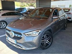Grau Gebraucht 2021 Mercedes GLA250 Progressive SUV | 24.805 € (Guter Preis)