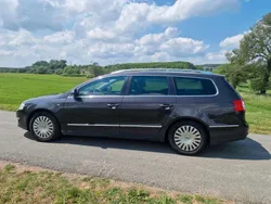 Braun Gebraucht 2010 VW Passat Kombi | 3.400 € (Guter Preis)