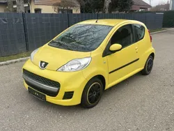 Gelb Gebraucht 2011 Peugeot 107 Filou Kleinwagen | 1.950 € (Guter Preis)
