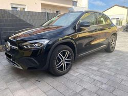 Schwarz Gebraucht 2022 Mercedes GLA250 Edition SUV | 37.880 € (Fairer Preis)