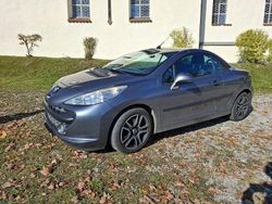 Grau Gebraucht 2008 Peugeot 207 CC Cabrio | 4.900 € (Etwas zu teuer)