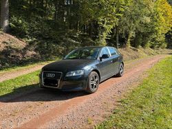 Schwarz Gebraucht 2010 Audi A3 Attraction Limousine | 4.799 € (Fairer Preis)