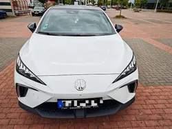 Weiß Gebraucht 2022 MG MG4 EV Luxury Kleinwagen | 20.000 € (Fairer Preis)