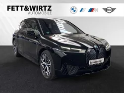 Andere Gebraucht 2022 BMW iX Sport Line SUV | 70.800 € (Teuer)