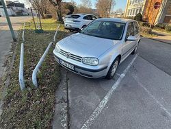 Grau Gebraucht 2003 VW Golf Comfortline Limousine | 1.200 € (Guter Preis)