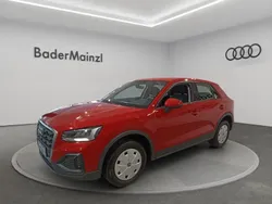 Tangorot metallic Gebraucht 2021 Audi Q2 Design SUV | 17.930 €
